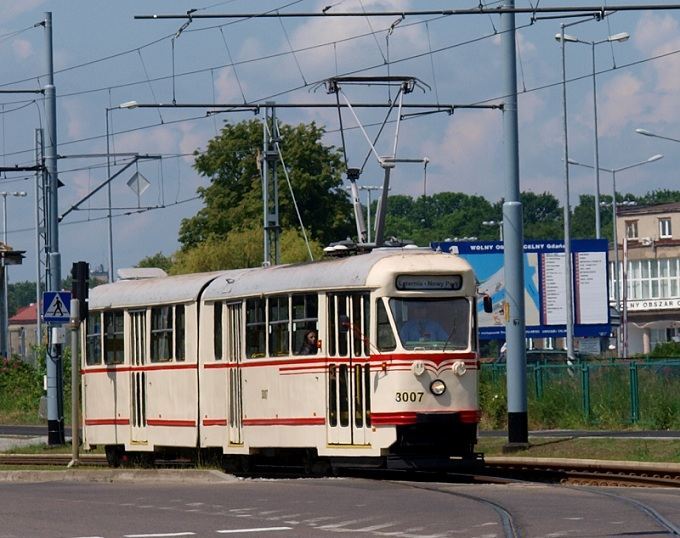 Poznaj Gdańsk podróżując rowerem, autobusem lub tramwajem
