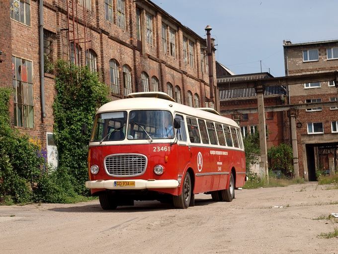 Poznaj Gdańsk podróżując rowerem, autobusem lub tramwajem